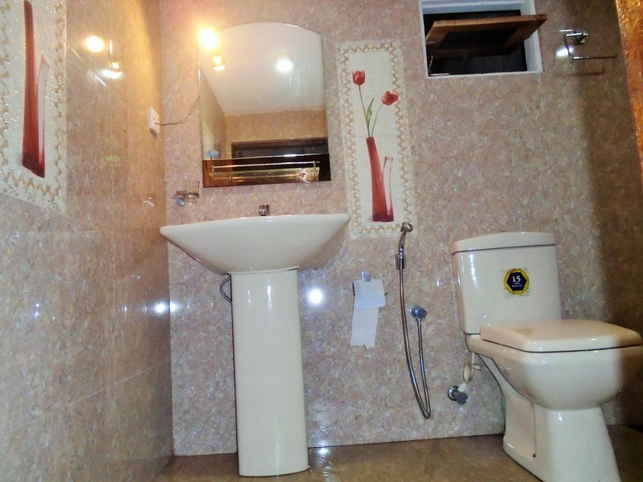 Ceylon Hostel-Galle أونا واتونا المظهر الخارجي الصورة