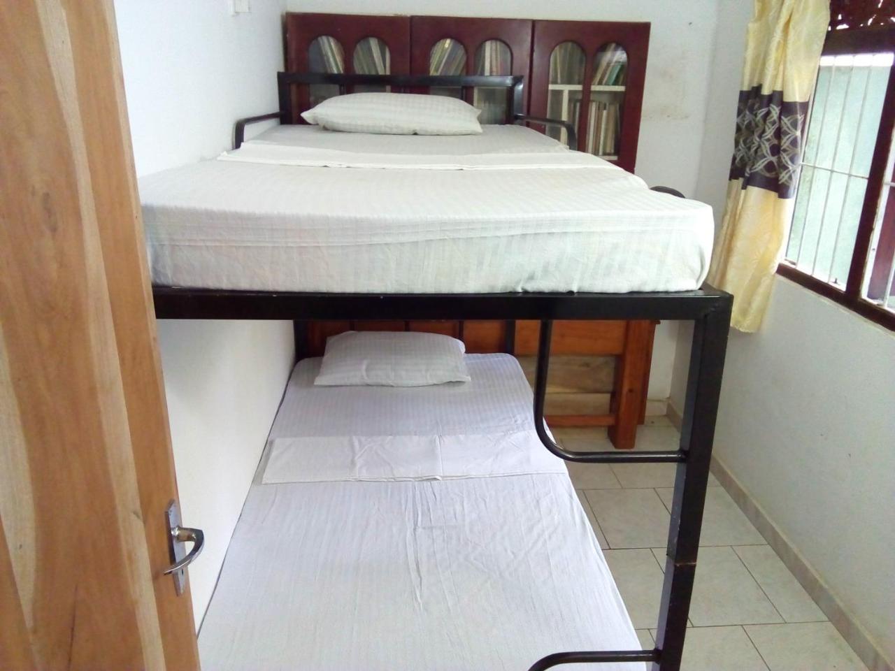 Ceylon Hostel-Galle أونا واتونا المظهر الخارجي الصورة